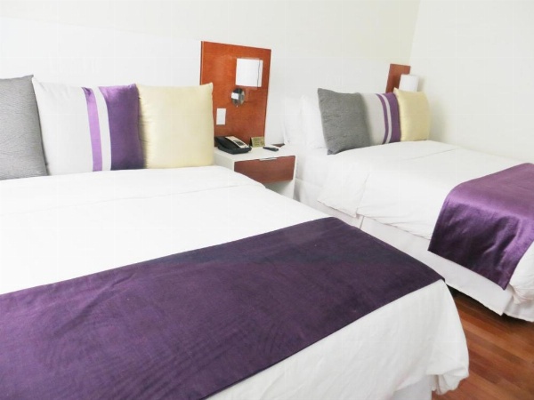 Leslie Hotel image 23